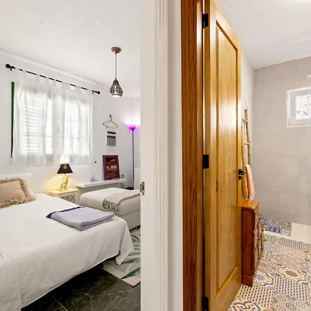 Home2book Sunlit & Stylish In