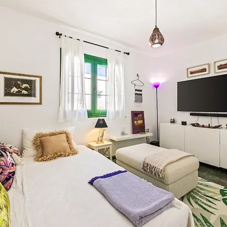 Home2book Sunlit & Stylish In Apartment