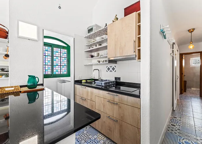 Home2book Sunlit & Stylish In Apartamento Playa Honda (Lanzarote)