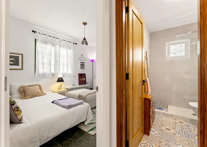 Home2book Sunlit & Stylish In