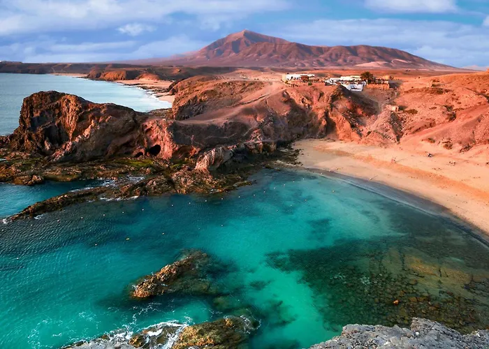 Apartment Home2book Sunlit & Stylish In